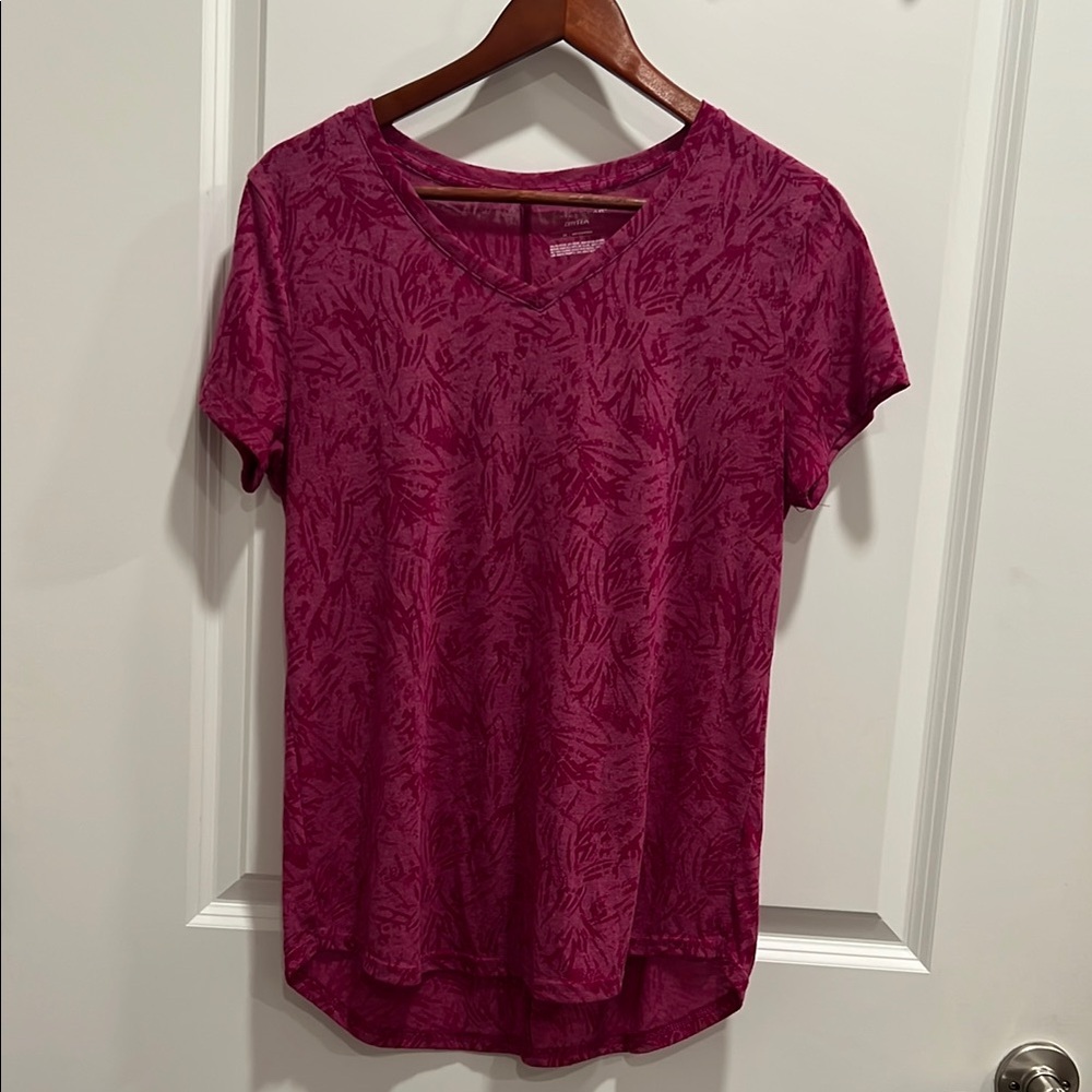 Women's Pink Patterned V-Neck Top